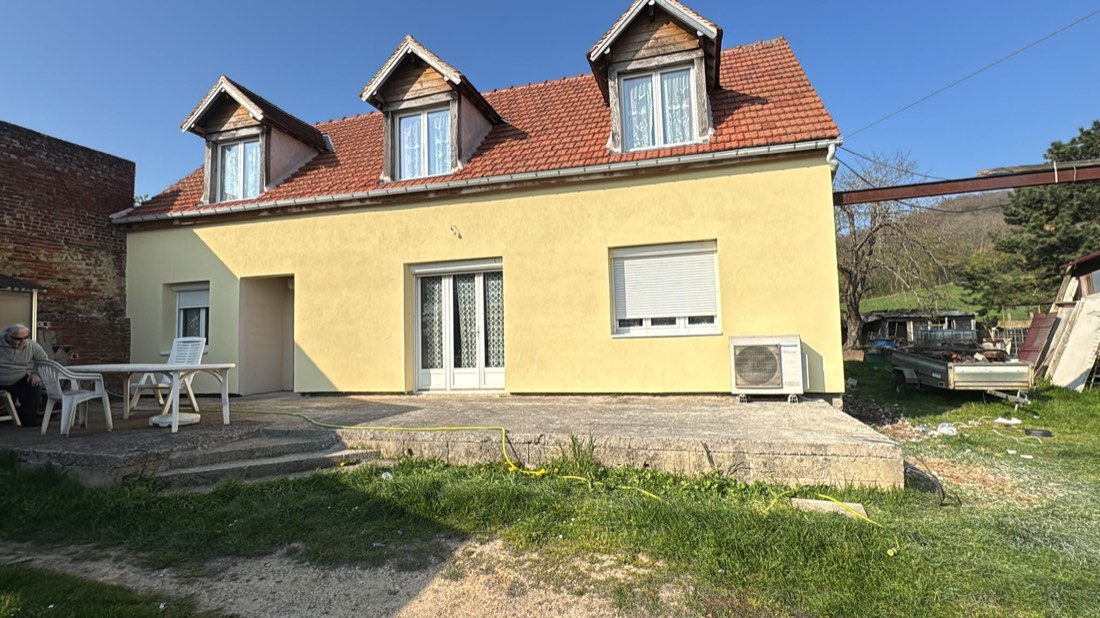 Façade isolée avant enduit de finition